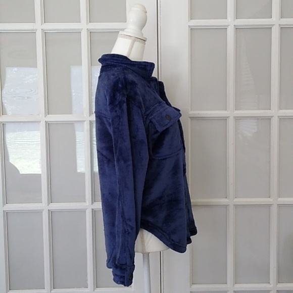 NEW Crave Fame Juniors Faux Fur Shacket - Picture 4 of 14